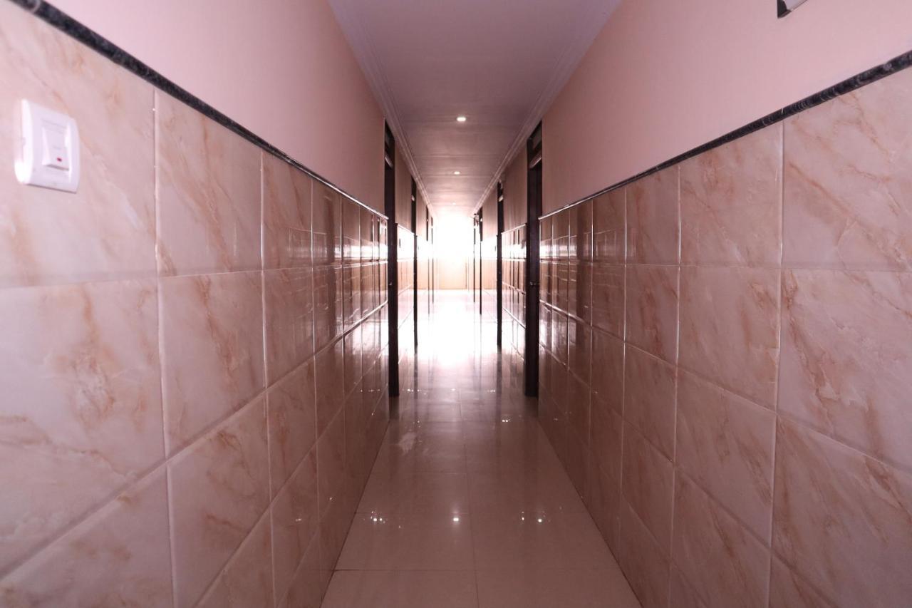 Smilestay Bns Lodge Bangalore Eksteriør billede