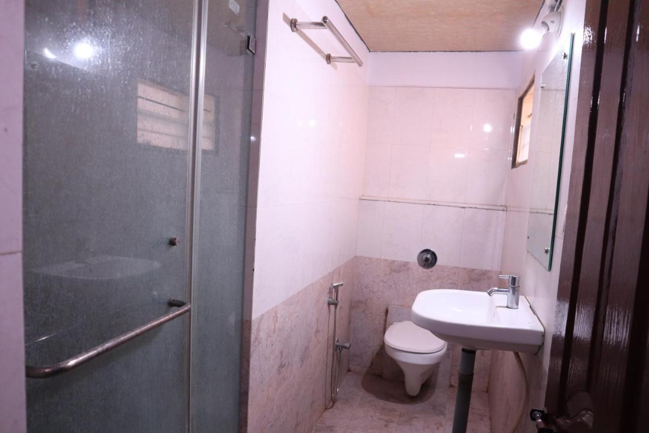 Smilestay Bns Lodge Bangalore Eksteriør billede